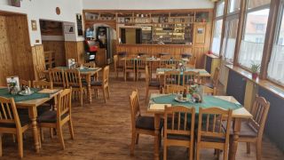 Restaurace